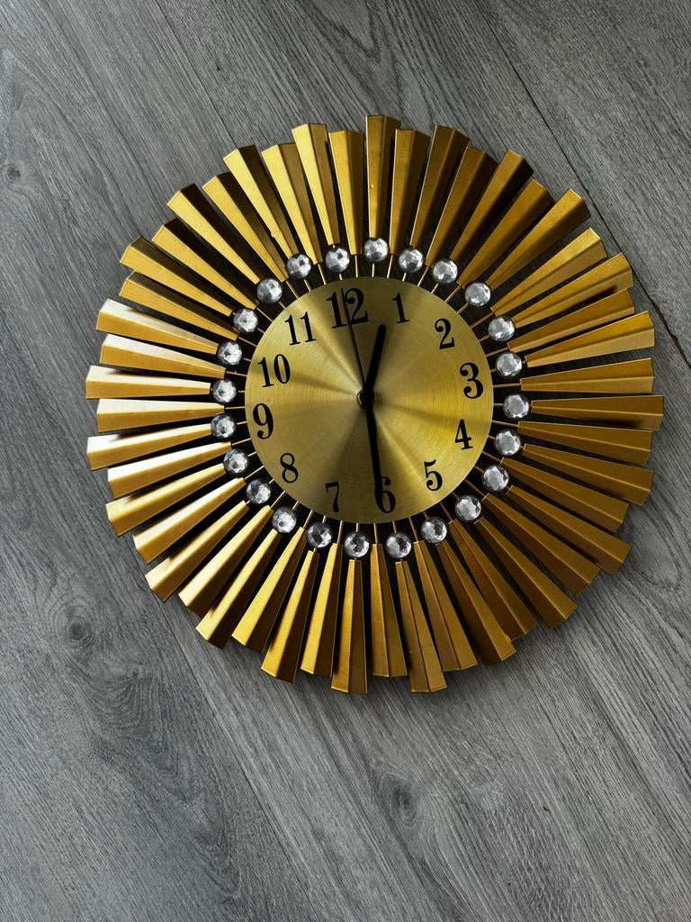 Gouden Wandklok met Strass - Modern Design 40cm, Huis en Inrichting, Woonaccessoires | Klokken, Ophalen of Verzenden, Zo goed als nieuw