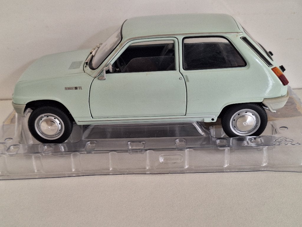 Renault 5 TL Licht Blauw Solido 1/18, Ophalen of Verzenden, Zo goed als nieuw, Auto, Solido