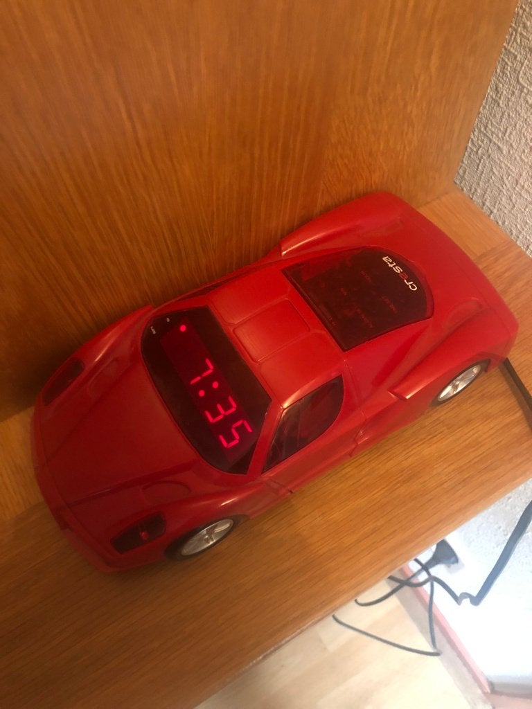 Rode sportwagen wekker - Digitaal display, Ophalen of Verzenden, Gebruikt, Digitaal