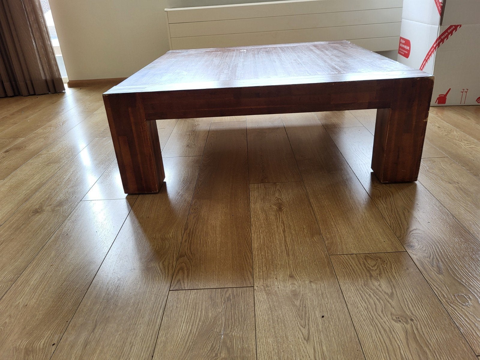 Robuuste houten salontafel - Gebruikt, Gebruikt, 50 tot 100 cm, Vierkant, 5 – 50