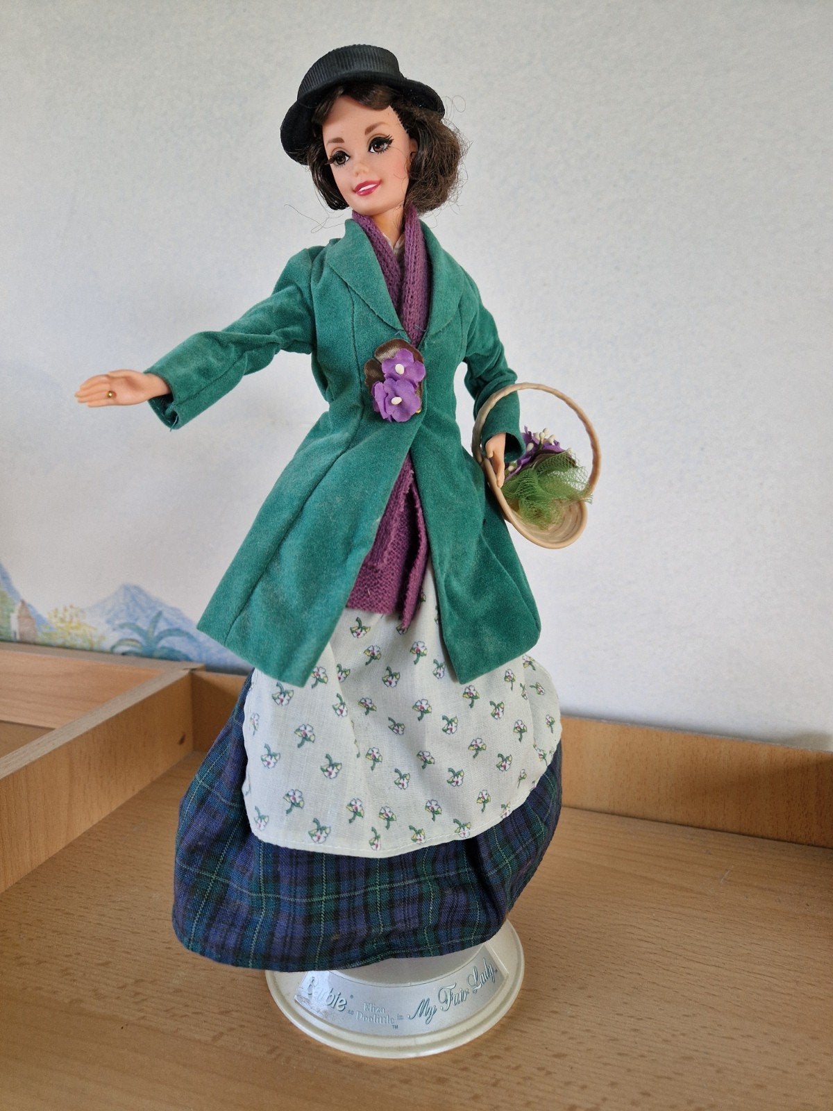 My Fair Lady Barbie, Verzamelen, Poppen, Ophalen of Verzenden, Zo goed als nieuw, Pop
