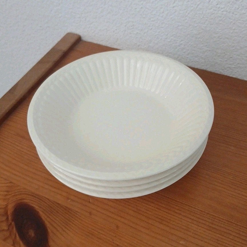 Wedgwood Edme compote schaaltjes, Huis en Inrichting, Keuken | Servies, Verzenden, Zo goed als nieuw, Aardewerk, Schaal of Schalen
