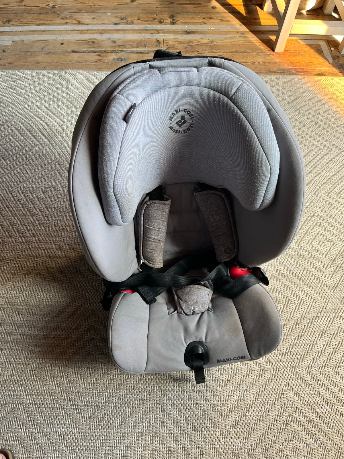 Maxi-Cosi Titan Nomad Grey autostoel 9-36 kg, Kinderen en Baby's, Autostoeltjes, Ophalen, Autogordel of Isofix, Gebruikt, 9 t/m 36 kg