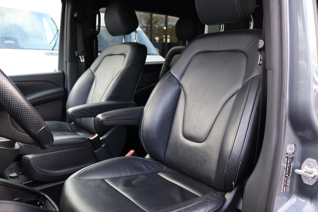 Mercedes-Benz V-Klasse 250d Lang DC Avantgarde Airco Navigat, Auto's, Bestelauto's, Achterwielaandrijving, Gebruikt, 2000 kg, Bedrijf