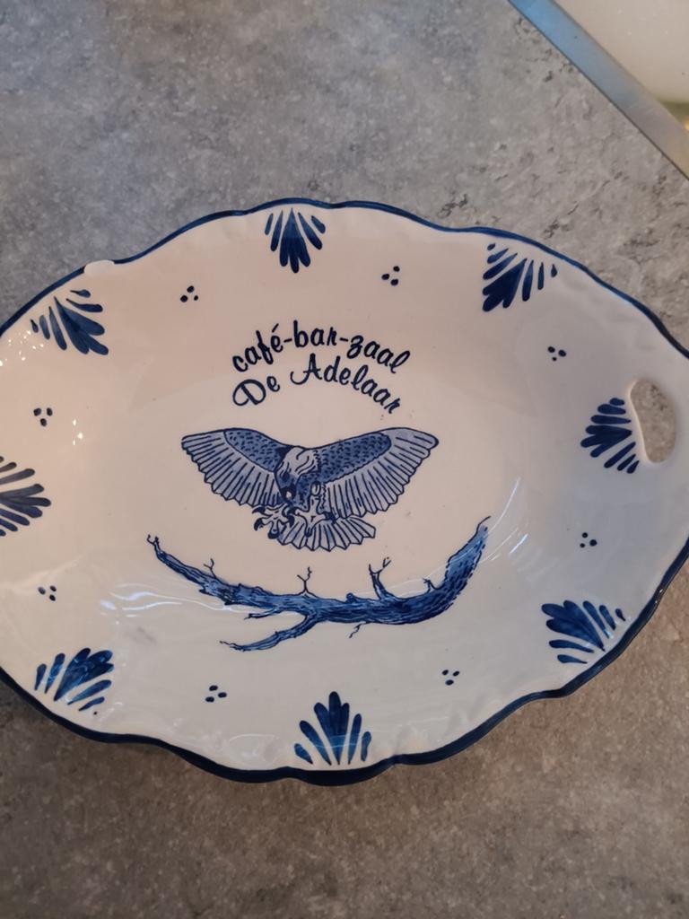 Delfts blauw bonbonschaaltje van de Adelaar  Boxtel, Antiek en Kunst, Ophalen of Verzenden