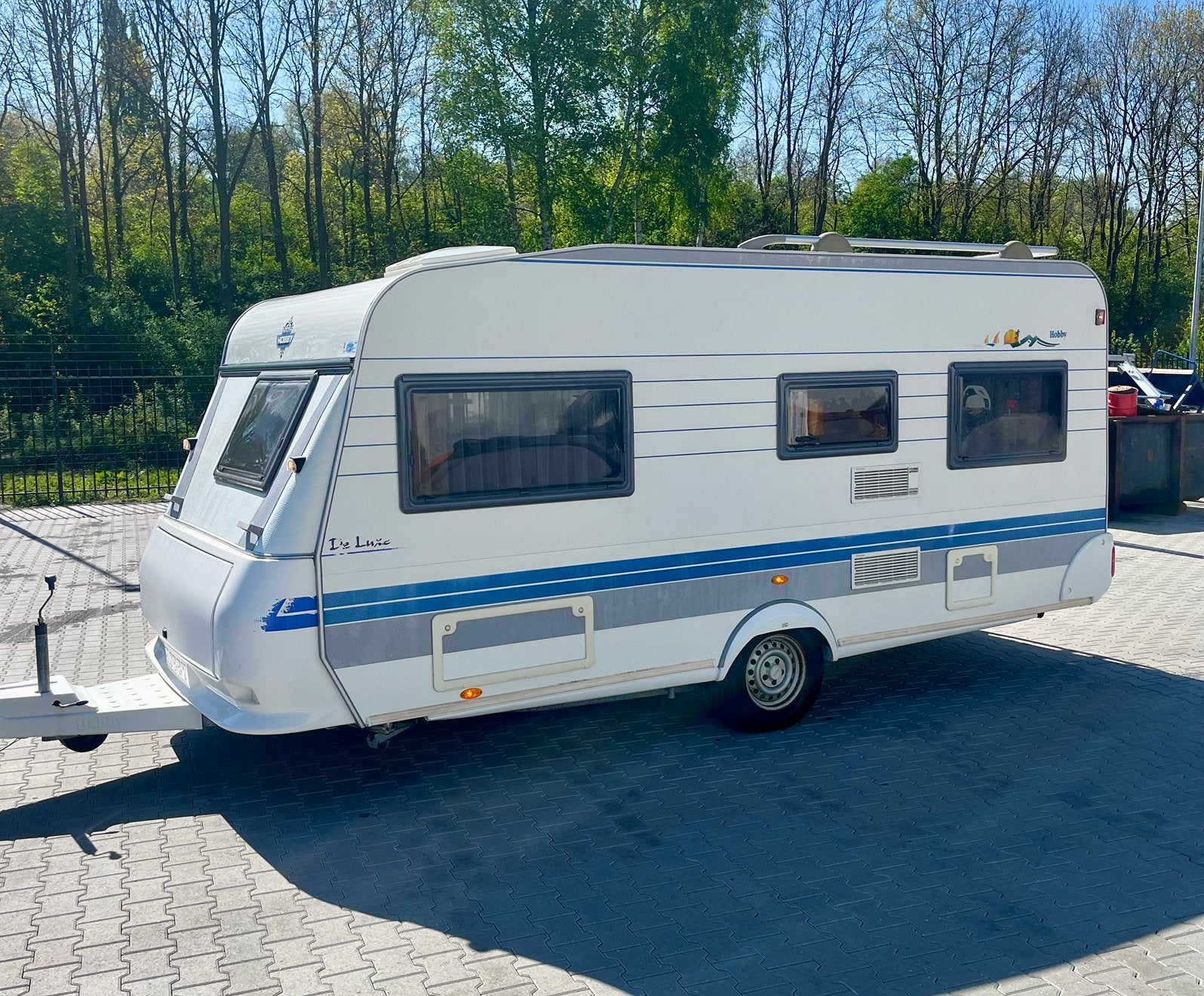 Hobby 30 460 De Luxe Easy Bovag keuring 2026, Omvormbare zithoek, Rondzit, Hobby, Particulier