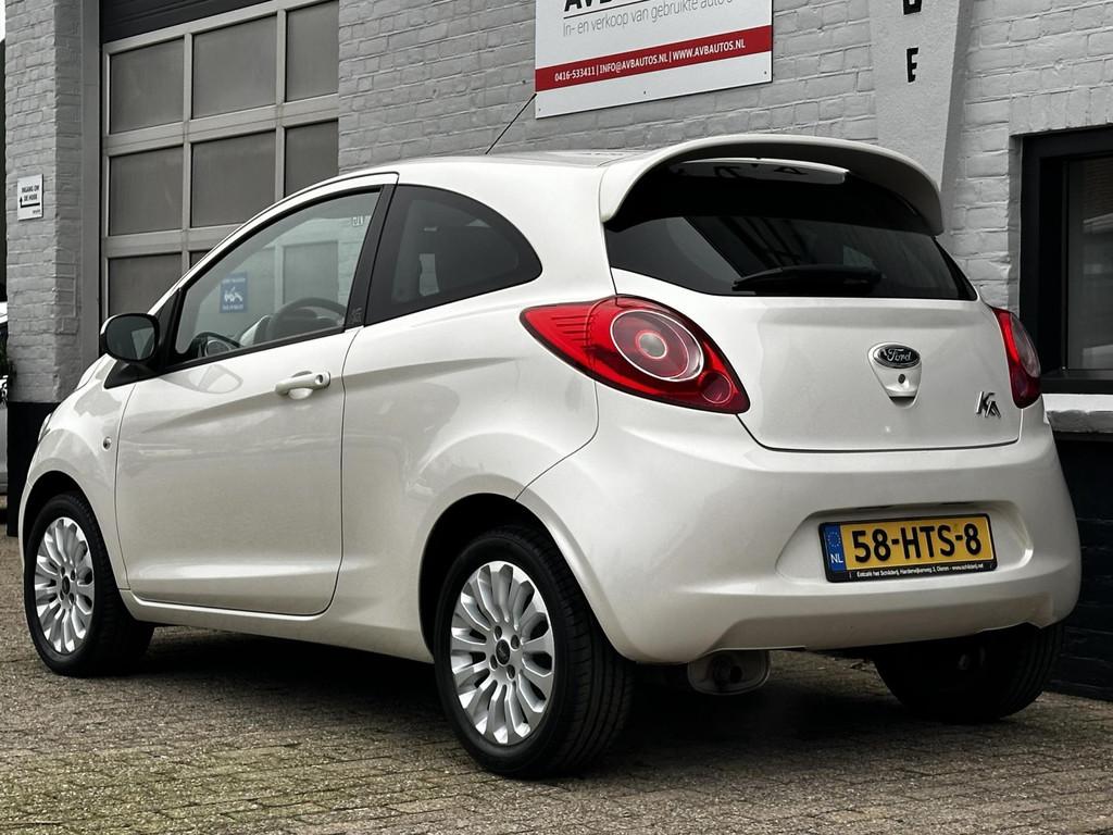 Ford Ka 1.2 Titanium Airco Leder Parelmoer, Voorwielaandrijving, Gebruikt, 4 cilinders, 4 stoelen