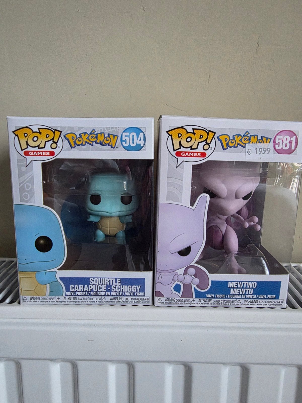 Funko Pop! Pokémon: Squirtle & Mewtwo (504 & 581), Ophalen, Nieuw