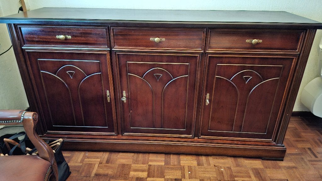 Elegant Notenhouten Dressoir met Lades en Deuren, Ophalen, Gebruikt, Klassiek, 150 tot 200 cm