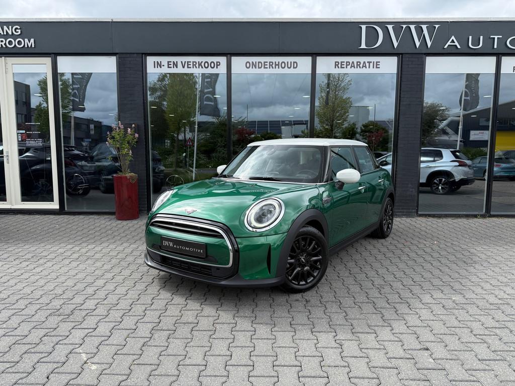 Mini Cooper 1.5 Premium plus edition, Auto's, Mini, 136 pk, Gebruikt, Zwart, Bedrijf