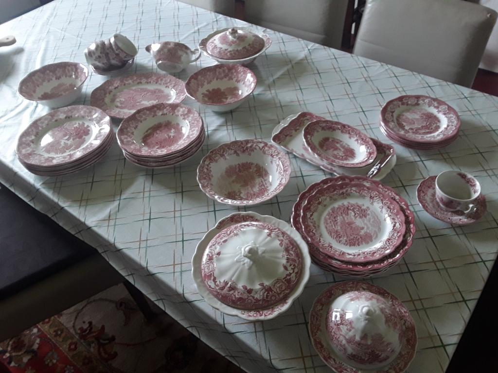 Engels serviesgoed Wedgwood Woodland, Loch linne en Woburn, Antiek en Kunst, Antiek | Servies los, Ophalen