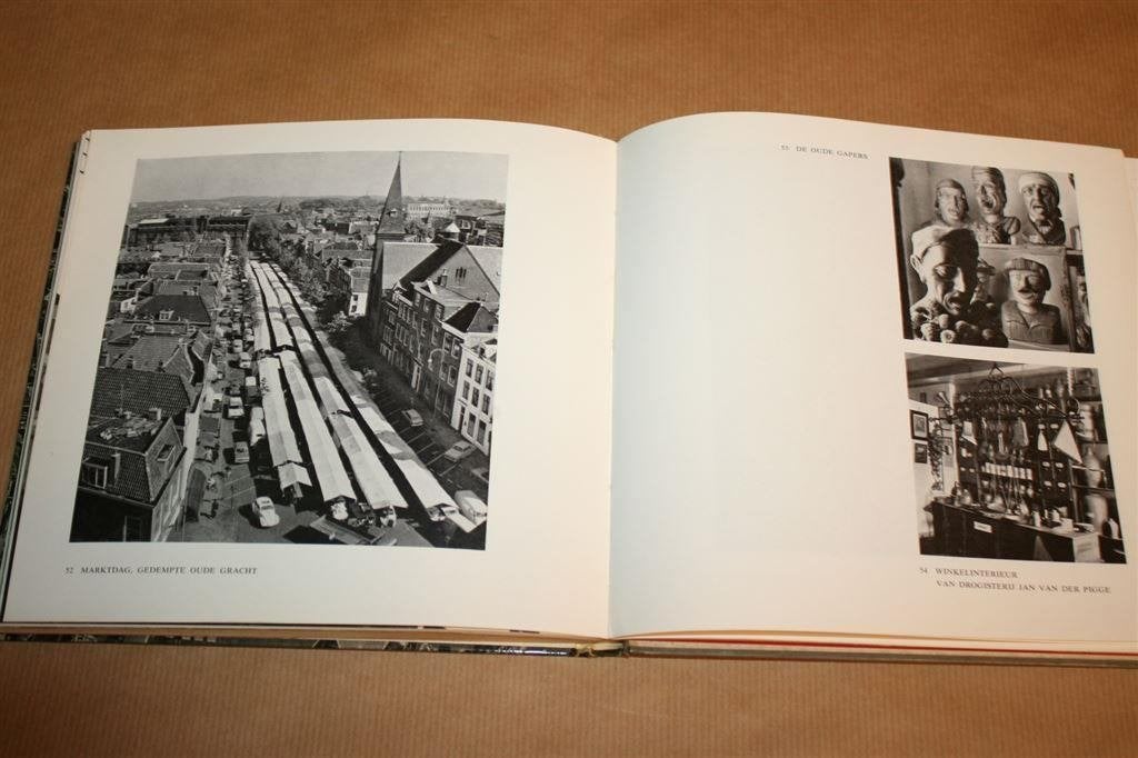 Haarlem. Een stad aan het Spaarne. 1966., Boeken, Ophalen of Verzenden, Gelezen