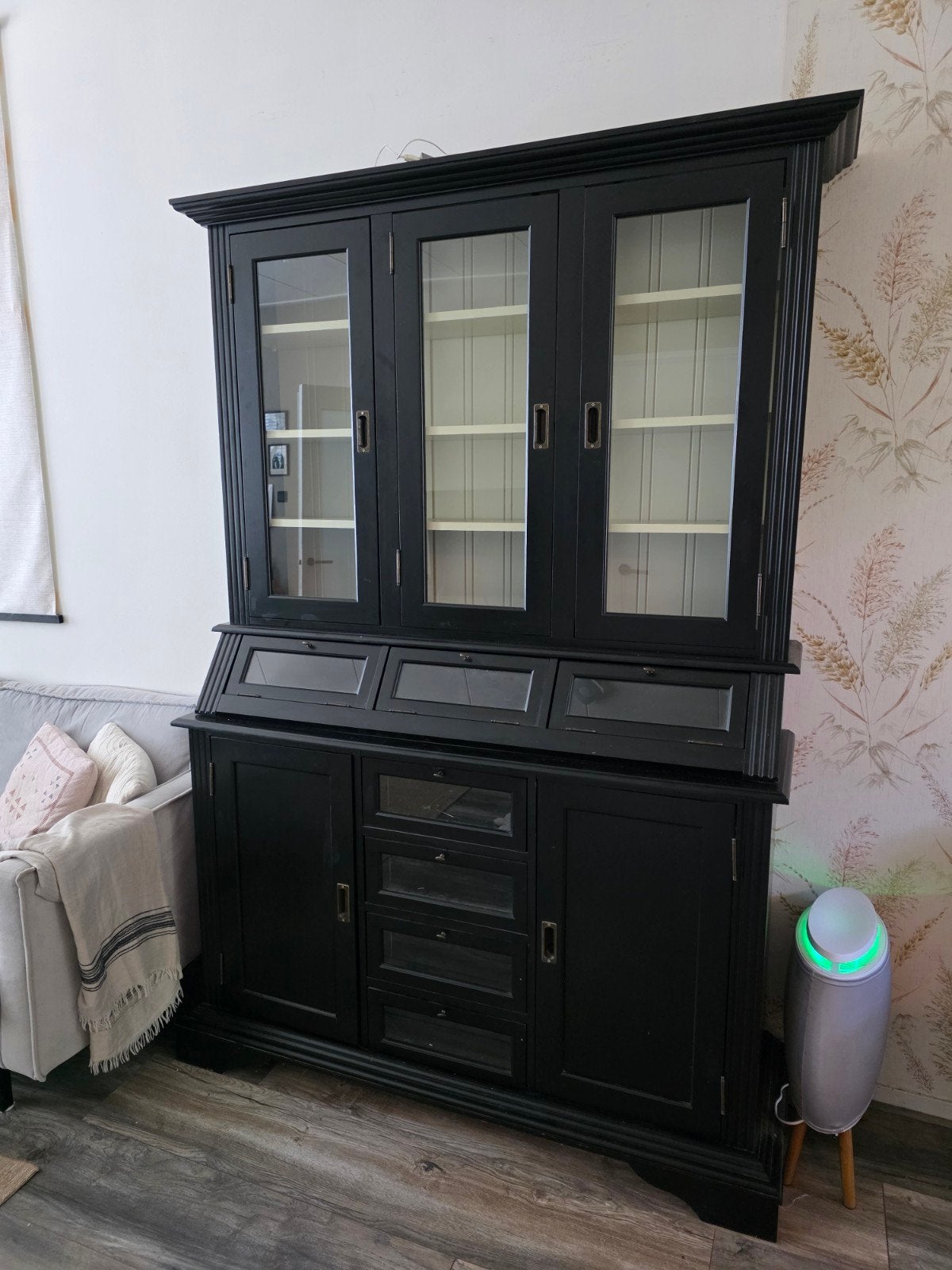 Zwarte grutter/vitrinekast/boekenkast met verlichting, Huis en Inrichting, Ophalen, Gebruikt, 100 tot 150 cm, 200 cm of meer