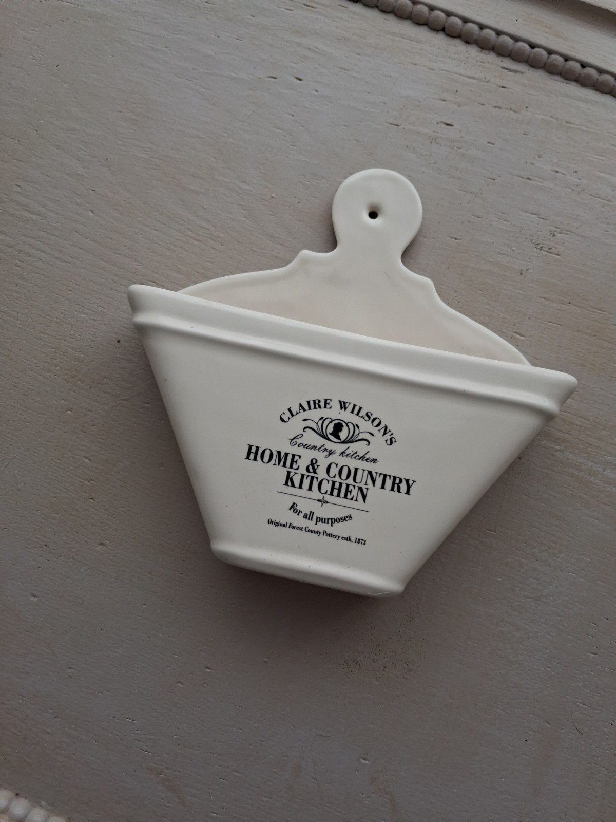Claire Wilson's  koffiefilter houder, Beige, Ophalen of Verzenden, Steen/keramiek, Overige merken