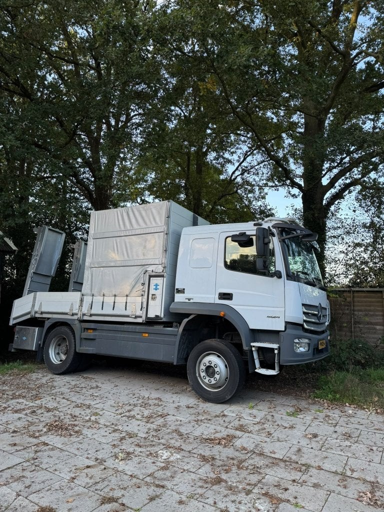 Mercedes Benz Atego 4x4, Auto's, Automaat, Stof, Euro 6, Elektrische ramen