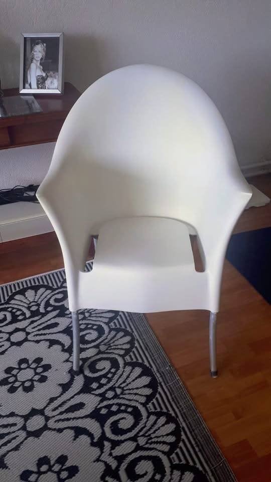 design stoellen, Huis en Inrichting, Stoelen, Ophalen, Kunststof, Gebruikt, Drie