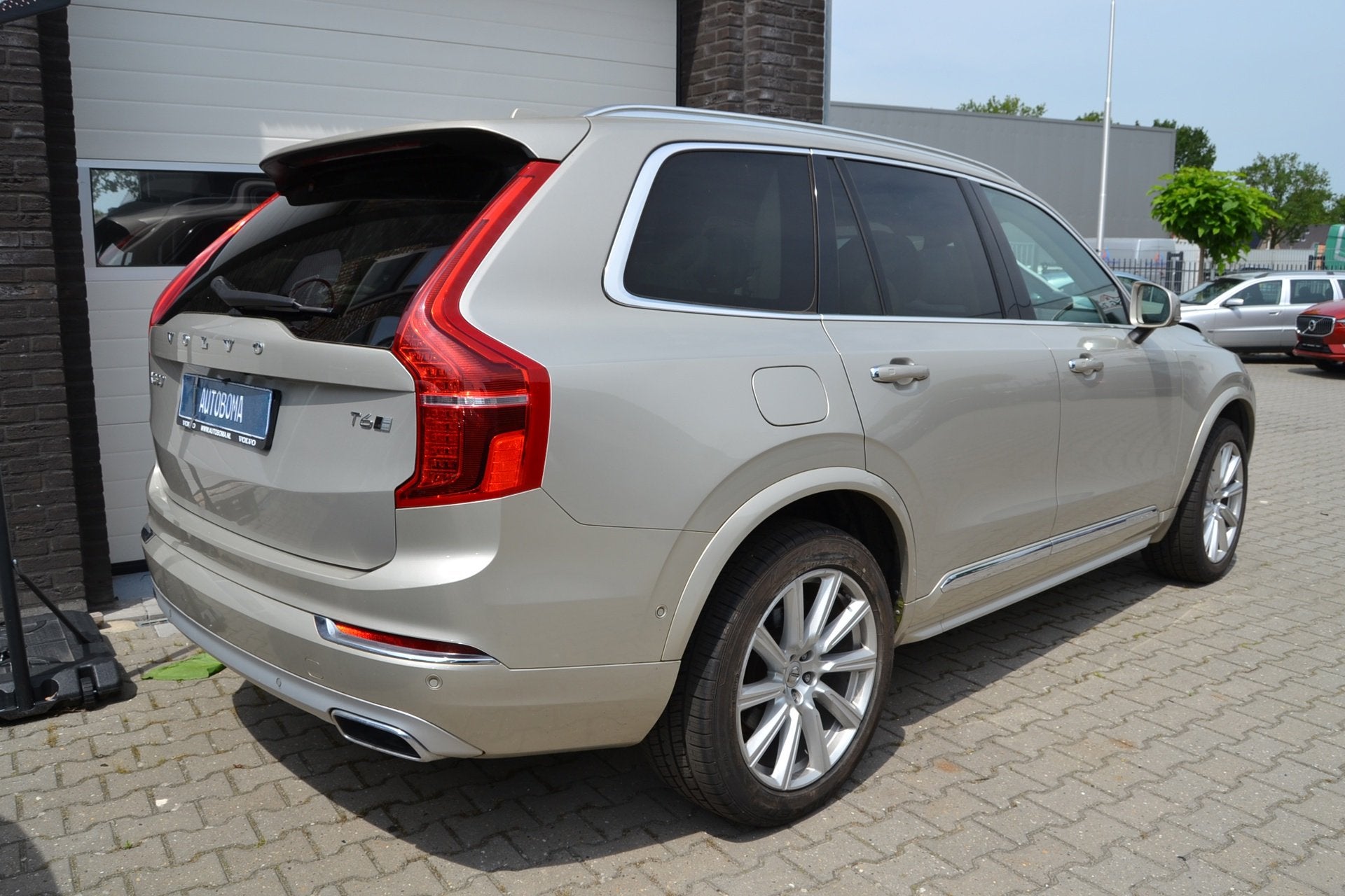 Volvo XC90 2.0 T6 AWD Inscription, 360 camera, panoramadak, Auto's, Gebruikt, Beige, 4 cilinders, 1969 cc