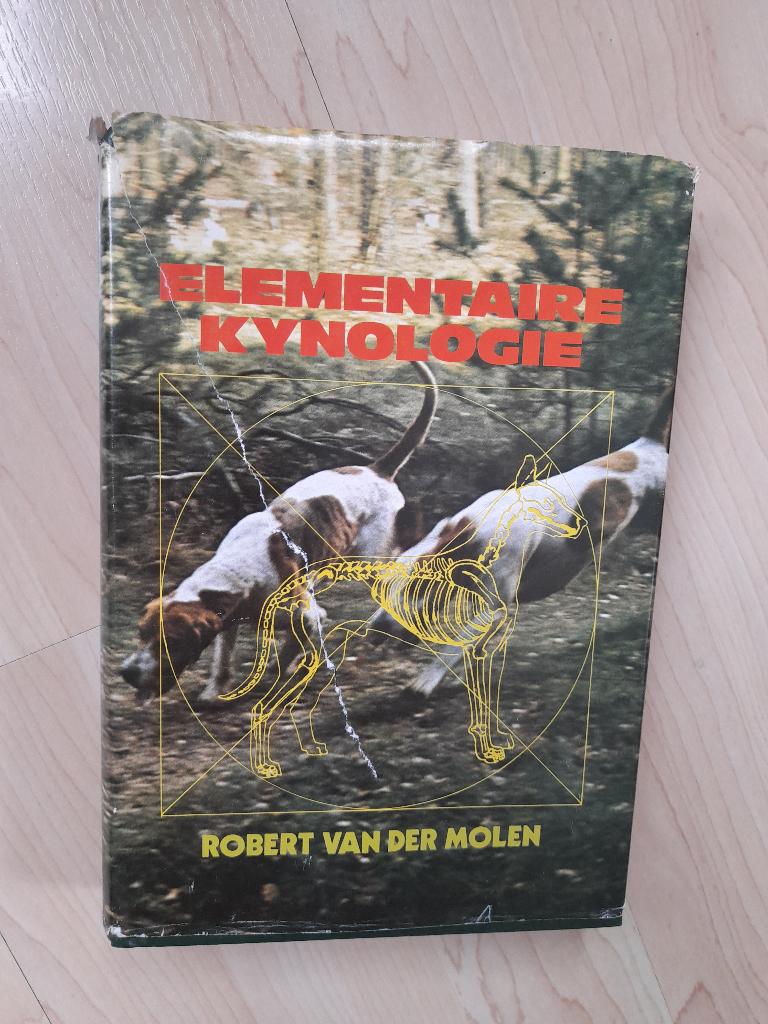 ELEMENTAIRE KYNOLOGIE  Robert van der Molen, Boeken, Ophalen of Verzenden, Gelezen