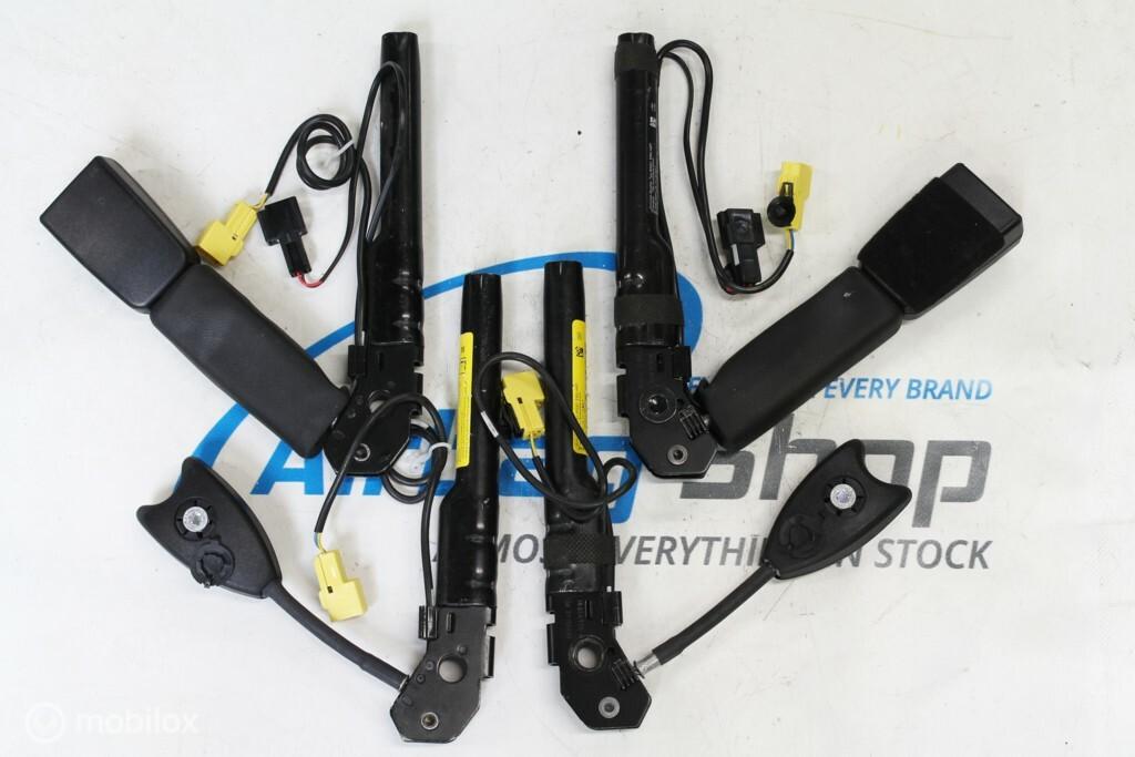 2 x spanners voor + 2 achter Opel Meriva B (2010-heden)