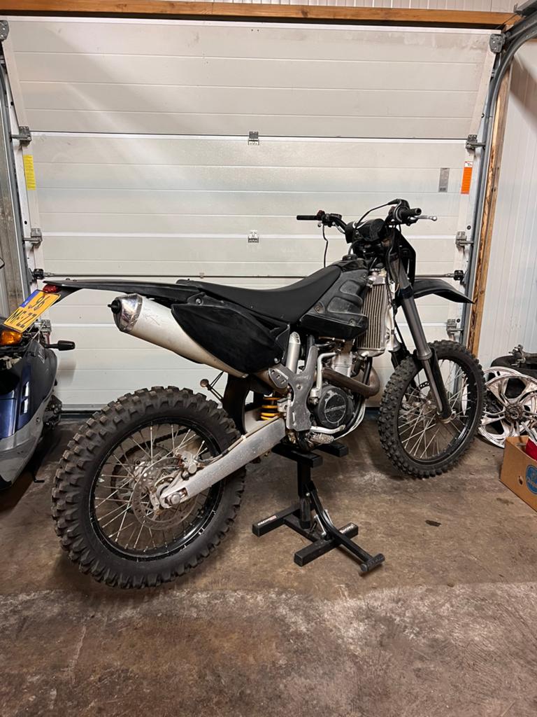 Sherco 450cc enduro met kenteken, Fietsen en Brommers, Brommers | Crossbrommers, 6 versnellingen, Zo goed als nieuw, Ophalen, 450 cc