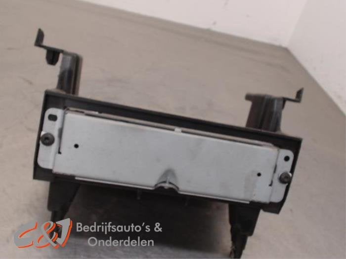 Radio module van een Opel Vivaro, Gebruikt, -, -, Opel