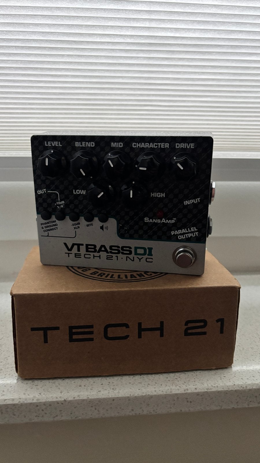 Tech 21 SansAmp VT Bass DI pedaal, Muziek en Instrumenten, Effecten, Ophalen of Verzenden, Zo goed als nieuw, Distortion, Overdrive of Fuzz