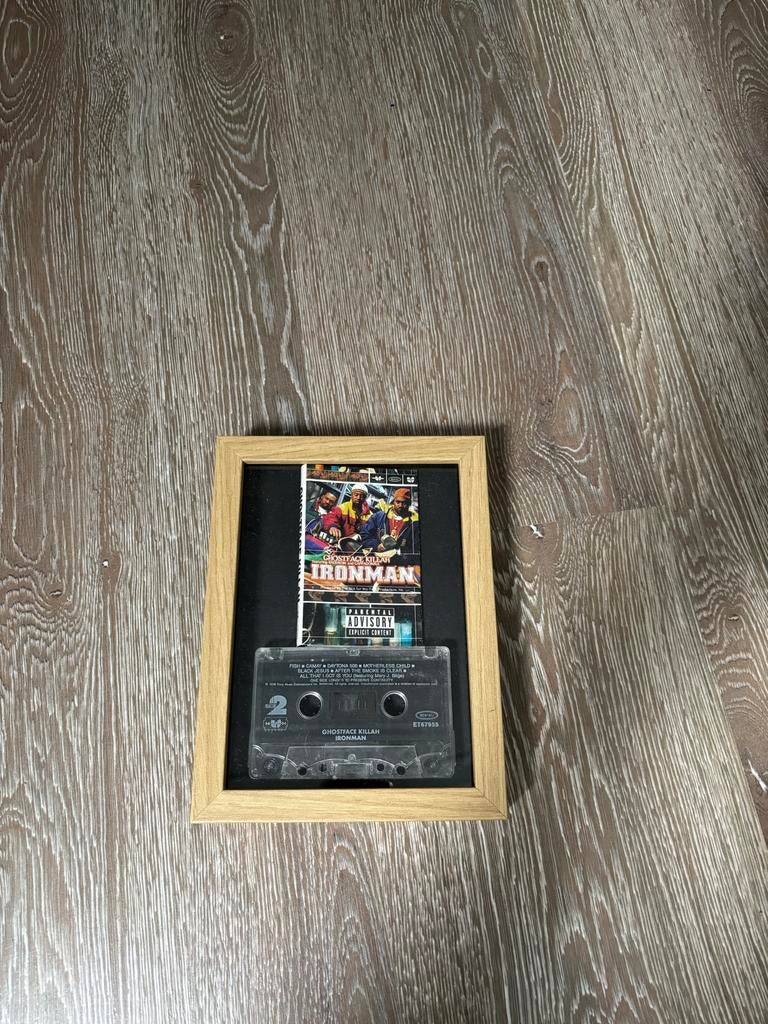 Ghostface Killah - Ironman Cassette in lijst, Cd's en Dvd's, Cassettebandjes, Gebruikt, Origineel, Hiphop en Rap, 1 bandje, Met bewaardoos, rek of koffer