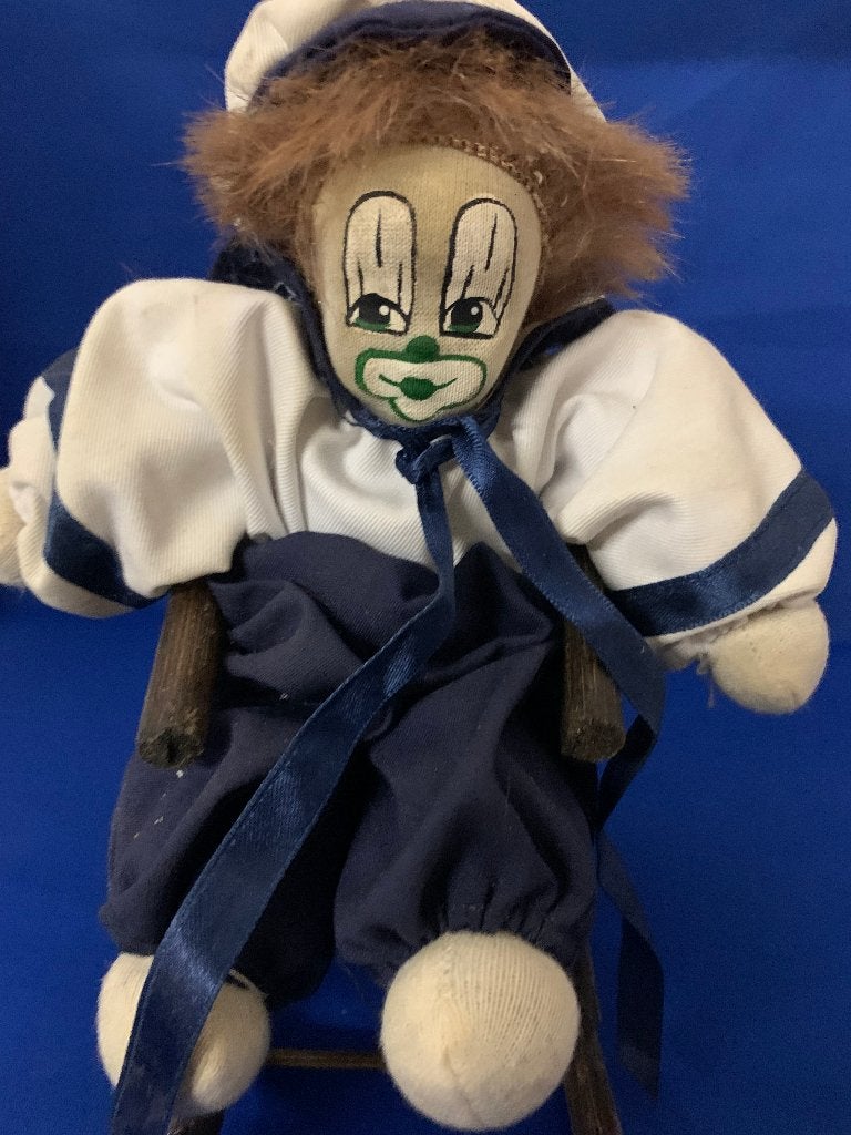 Clown in schommel stoel, Niet bekend, Niet bekend, Ophalen of Verzenden, Zo goed als nieuw