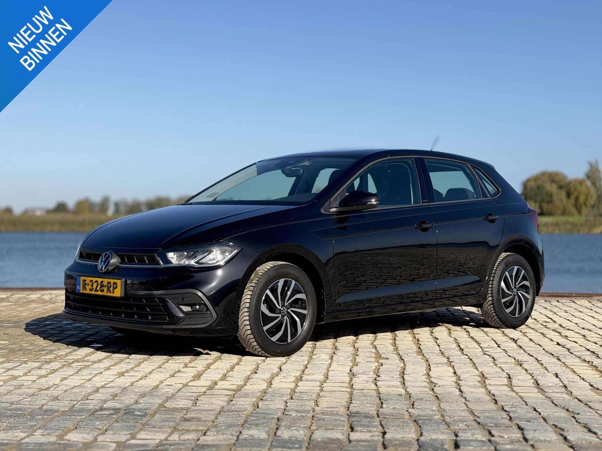 Volkswagen Polo 1.0 TSI Go|Virtual Dash|Stoel vw|Camera, Voorwielaandrijving, Dealer onderhouden, Stof, Gebruikt