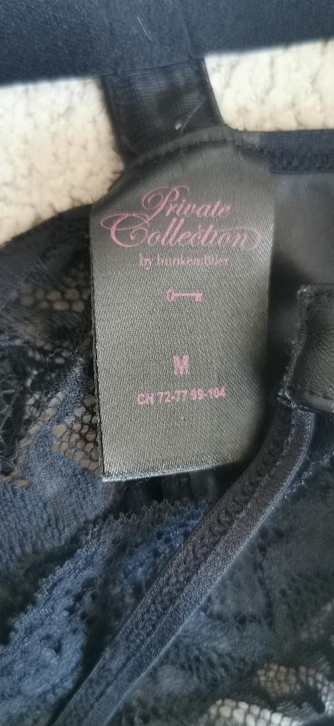 Sexy slip met open kruis - Hunkemoller Private Collection, Kleding | Dames, Ondergoed en Lingerie, Hunkemöller, Verzenden, Zwart