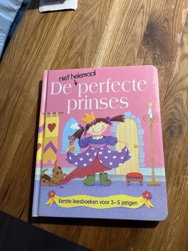 Boek De niet helemaal perfecte prinses, Gelezen, Fictie algemeen, Meisje, Voorleesboek
