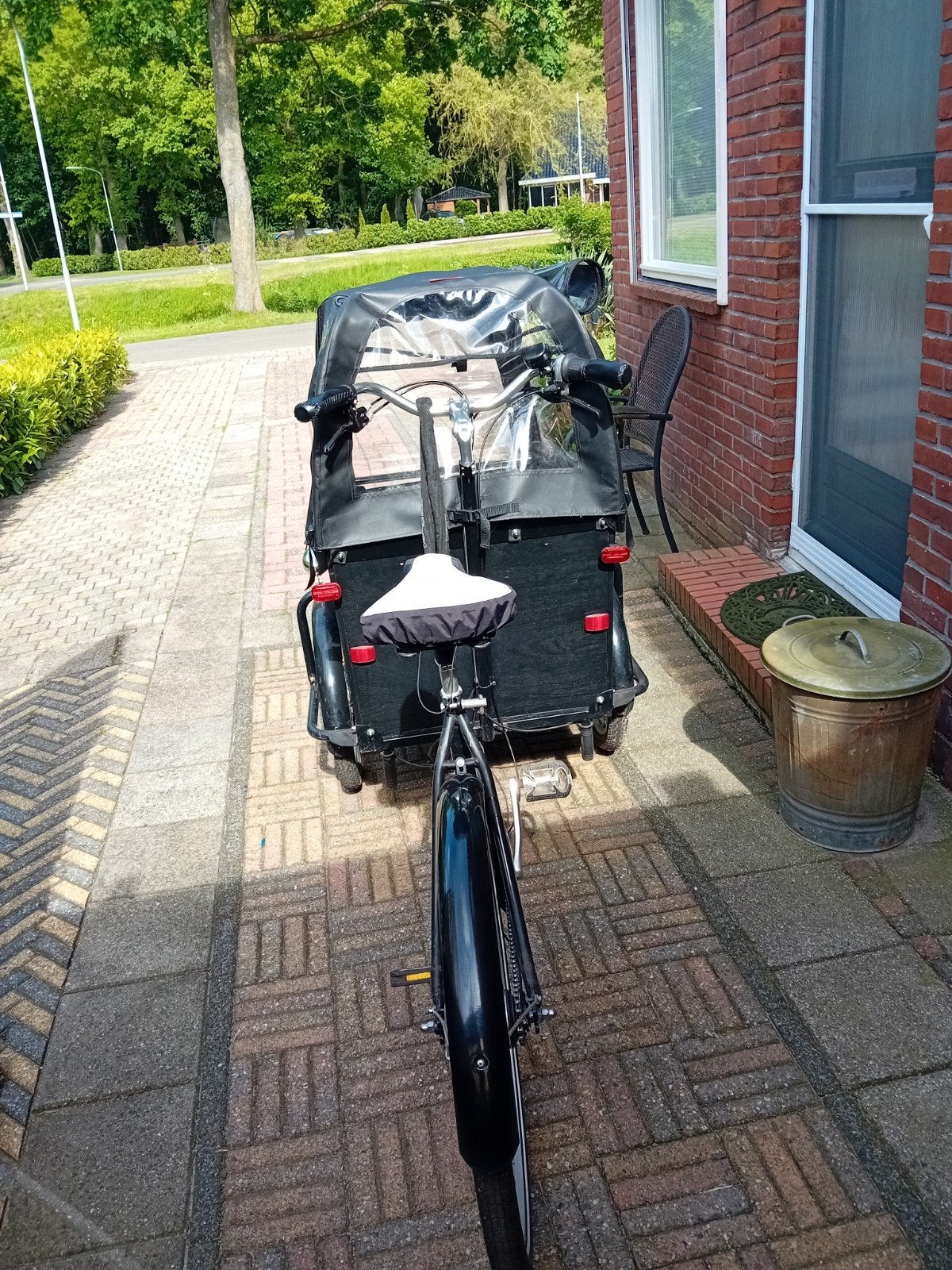 Goedgekeurde Babboe bakfiets, Ophalen, 4 kinderen of meer, Huif