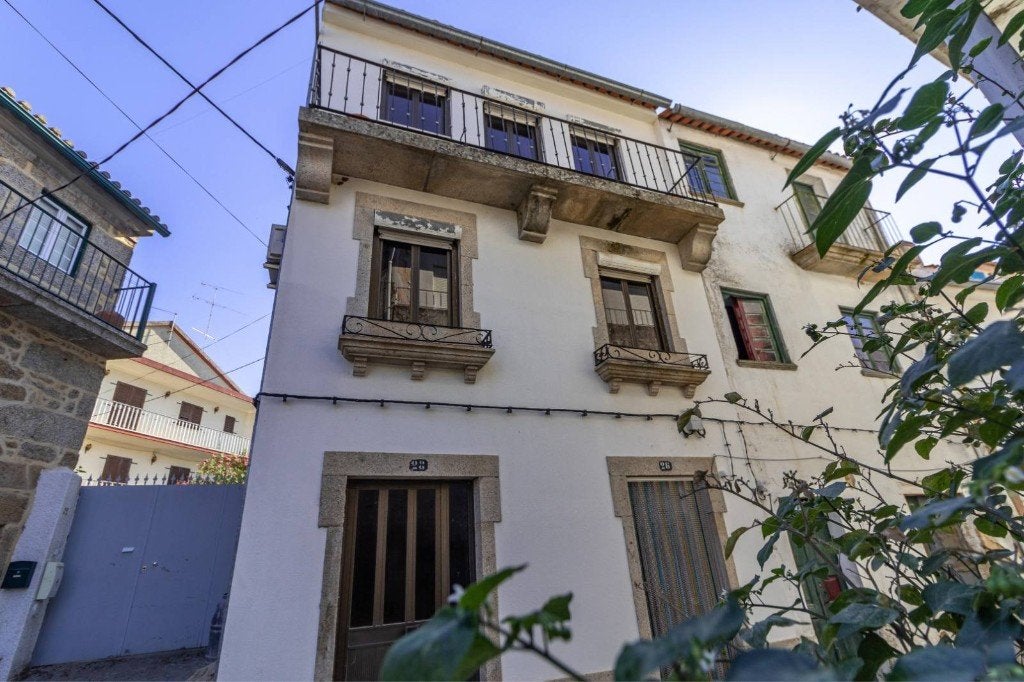 Vakantiehuis in Portugal 3 slaapkamers en grote prive tuin, Vakantie, Vakantiehuizen | Portugal, 5 personen, Dorp, Overige typen