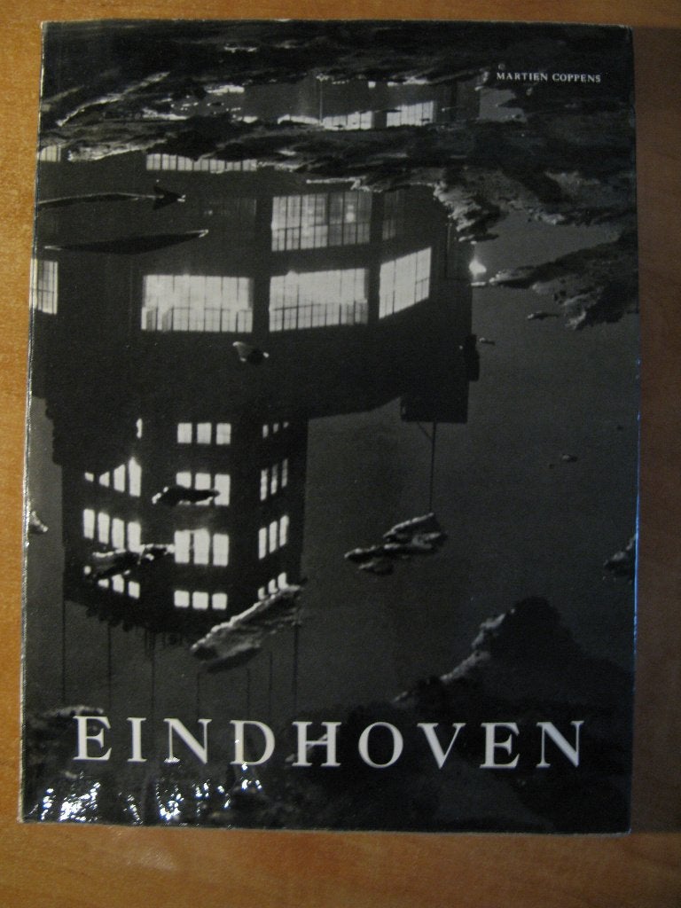 Eindhoven groeiende stad (Martien Coppens) 1954, wederopbouw, Boeken, Ophalen of Verzenden, Martien Coppens, 20e eeuw of later