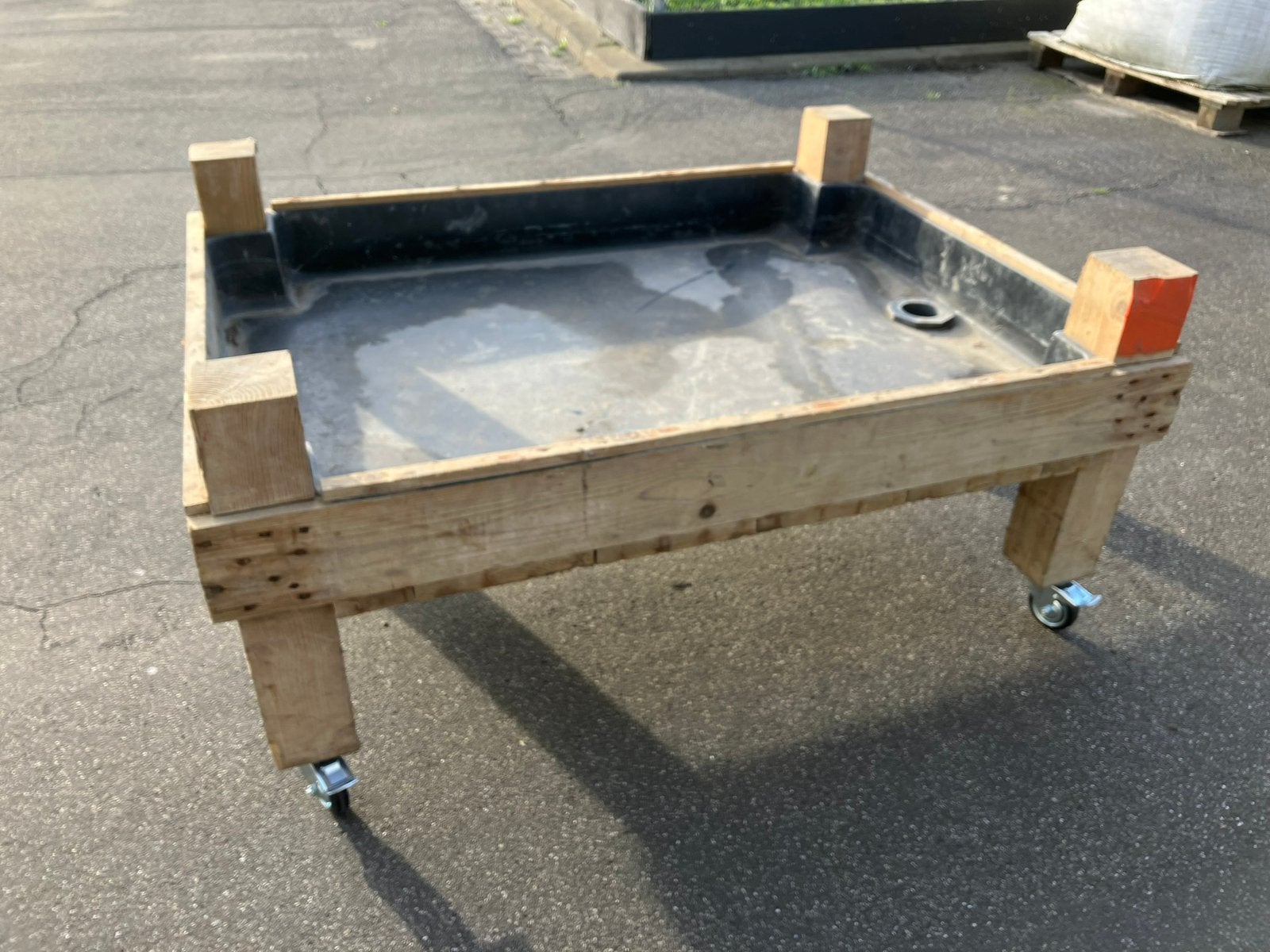 Bloembak of watertafel, Tuin en Terras, Bloembakken en Plantenbakken, Zo goed als nieuw, Hout, Balkon, Rechthoekig, Ophalen