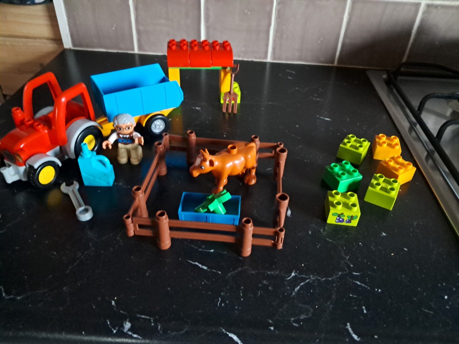 Duplo 10524 Boerderij  met tractor, Ophalen of Verzenden, Zo goed als nieuw, Duplo