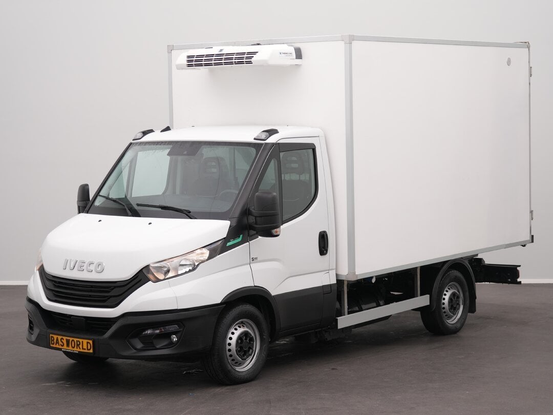 Iveco Daily 35S14 Gesloten bak koelwagen met CNG Thermo King, Gebruikt, Euro 6, 3155 kg, Wit
