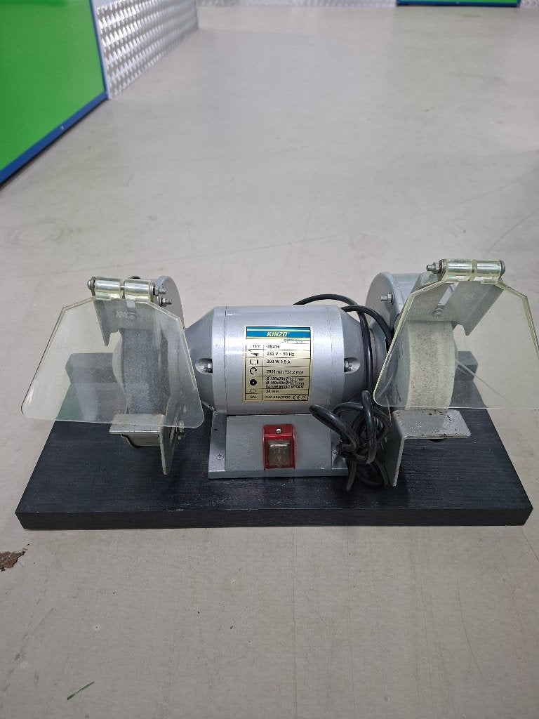Tafelslijpmachine, Ophalen, Zo goed als nieuw, Minder dan 700 watt, Werkbankslijpmachine