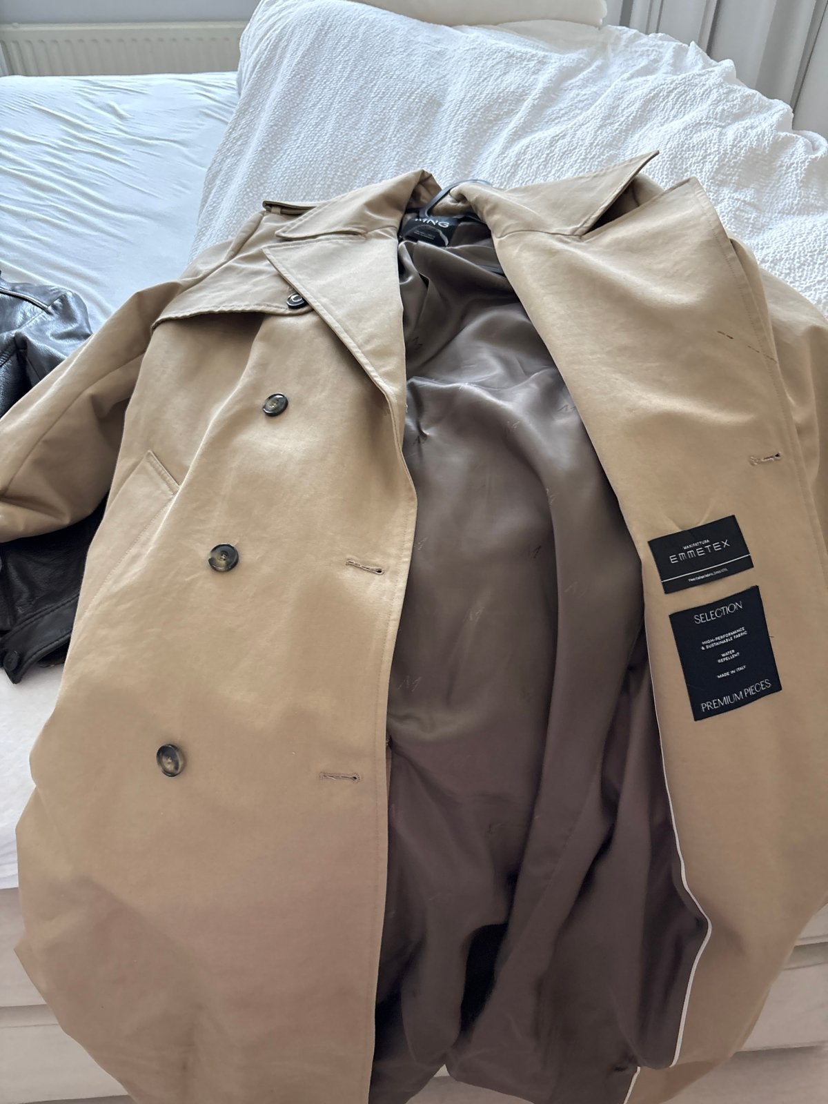 Stijlvolle Mango trenchcoat - Zo goed als nieuw, Ophalen of Verzenden, Zo goed als nieuw, Maat 42/44 (L), Beige