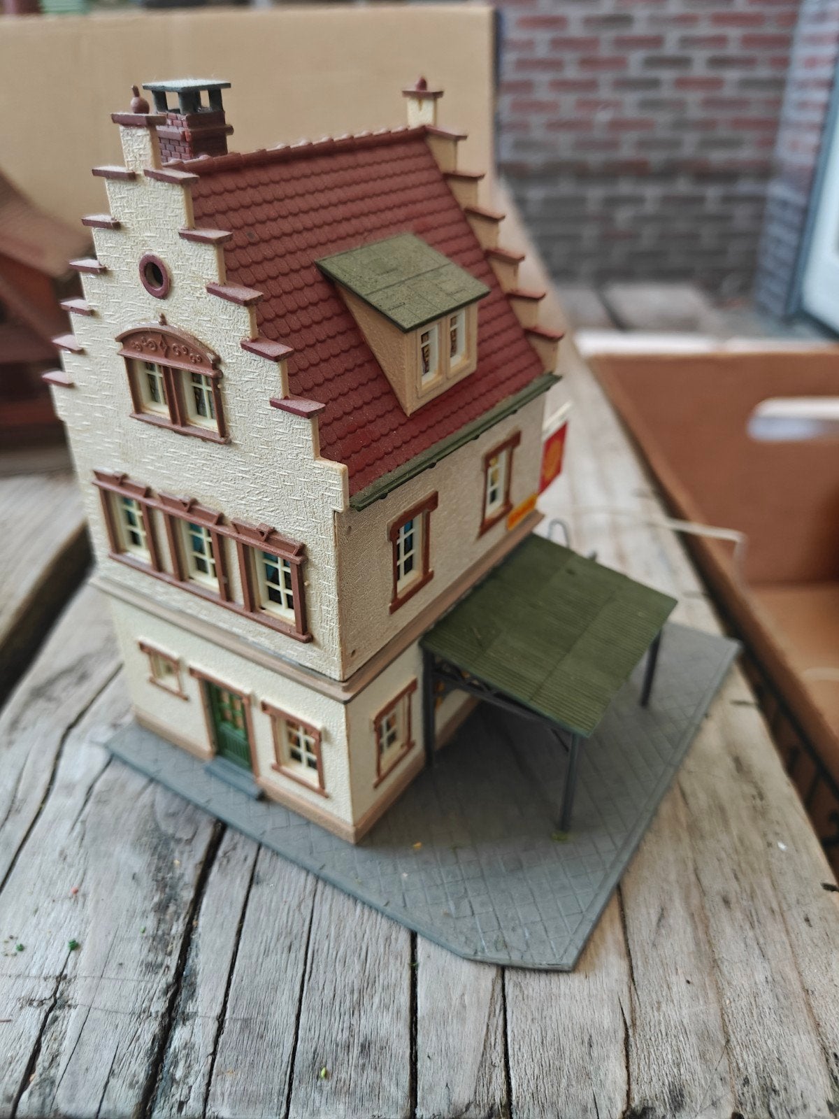 Shell Tankstation Nederlandse stijl, Hobby en Vrije tijd, Modeltreinen | H0, Overige merken, Gelijkstroom of Wisselstroom, Overige typen