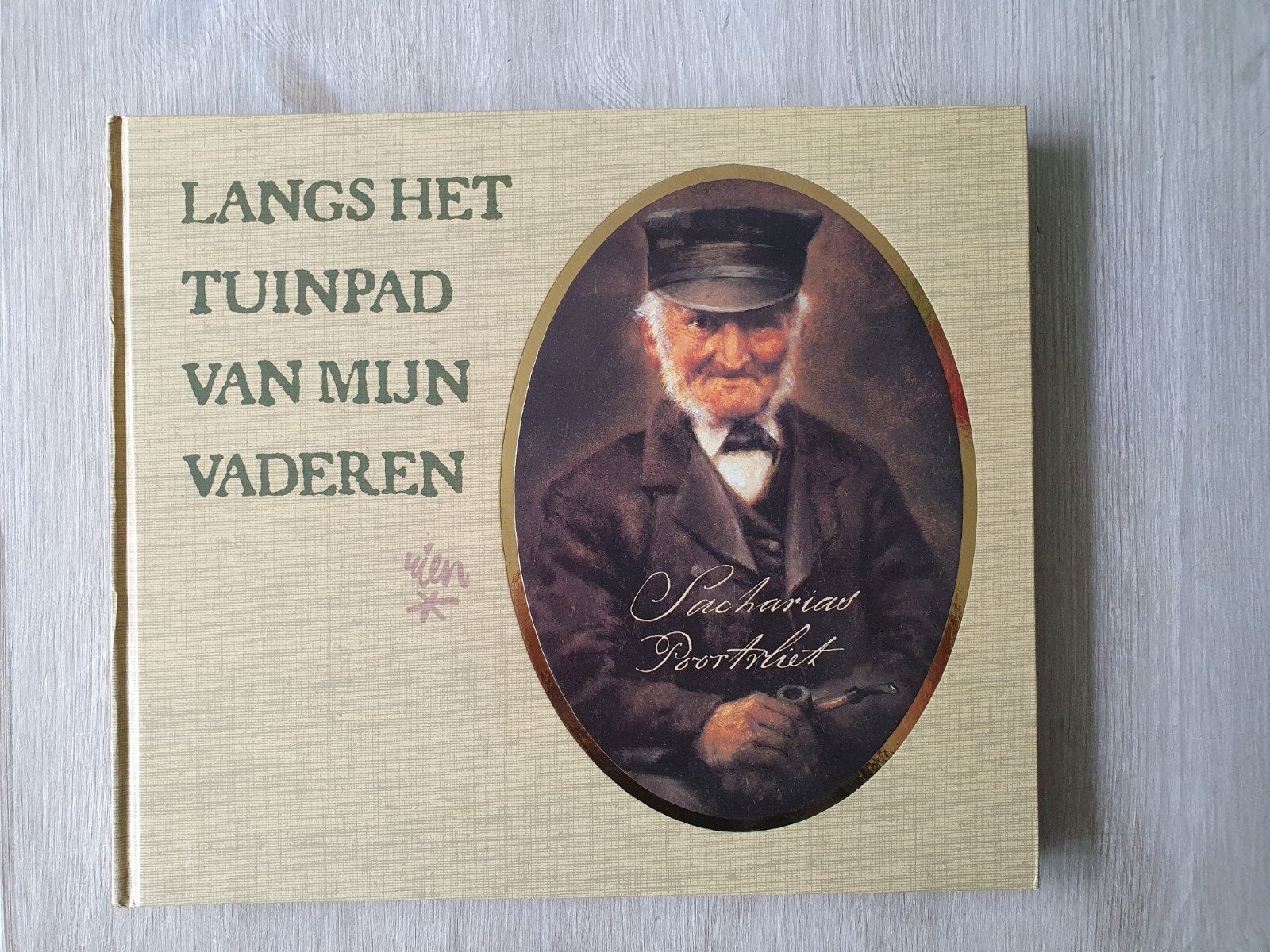 Rien Poortvliet- Langs het tuinpad van mijn vaderen, Boeken, Ophalen of Verzenden, Zo goed als nieuw, Prentenboek