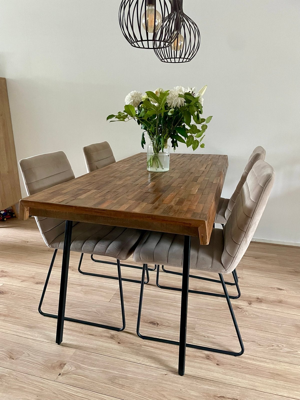 Eettafel stoelen Kick - Comfortabel en stijlvol, Ophalen, Gebruikt, Overige kleuren, Vier