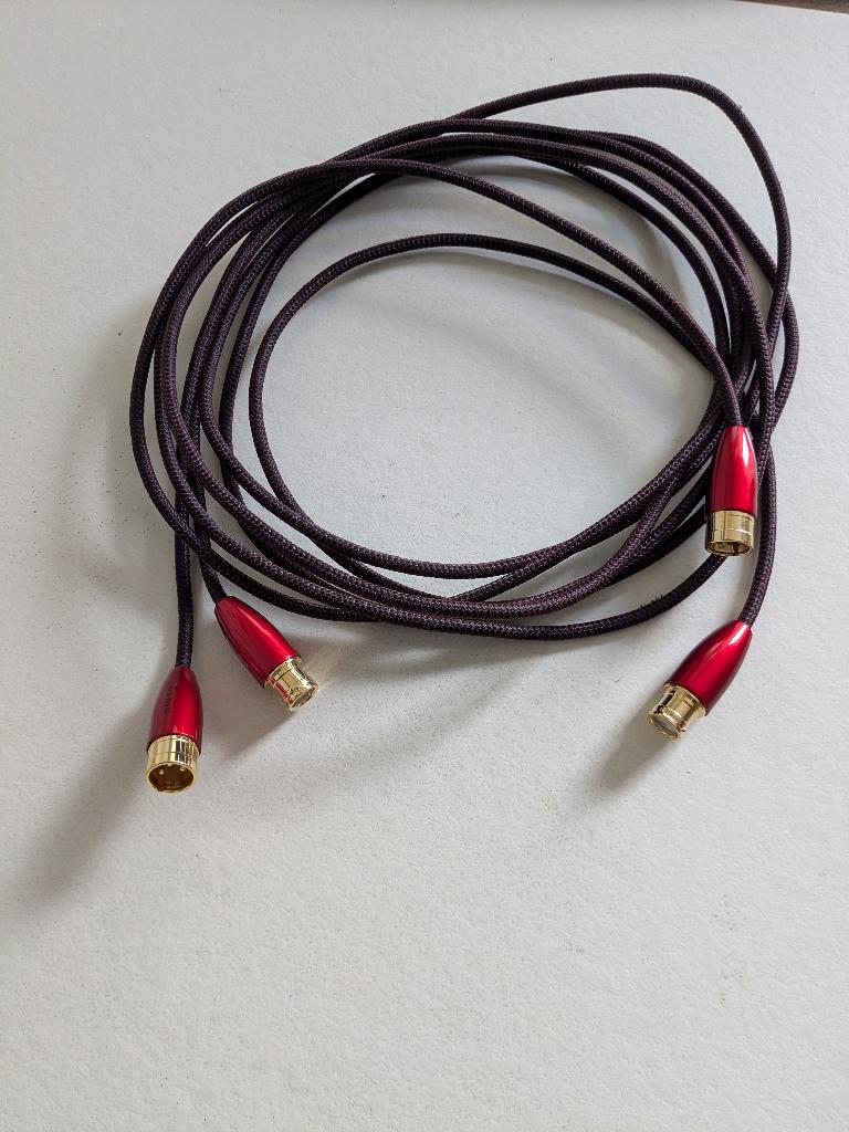 AudioQuest Red River XLR kabel  3 meter, Audio, Tv en Foto, Audiokabels en Televisiekabels, Ophalen of Verzenden, Zo goed als nieuw