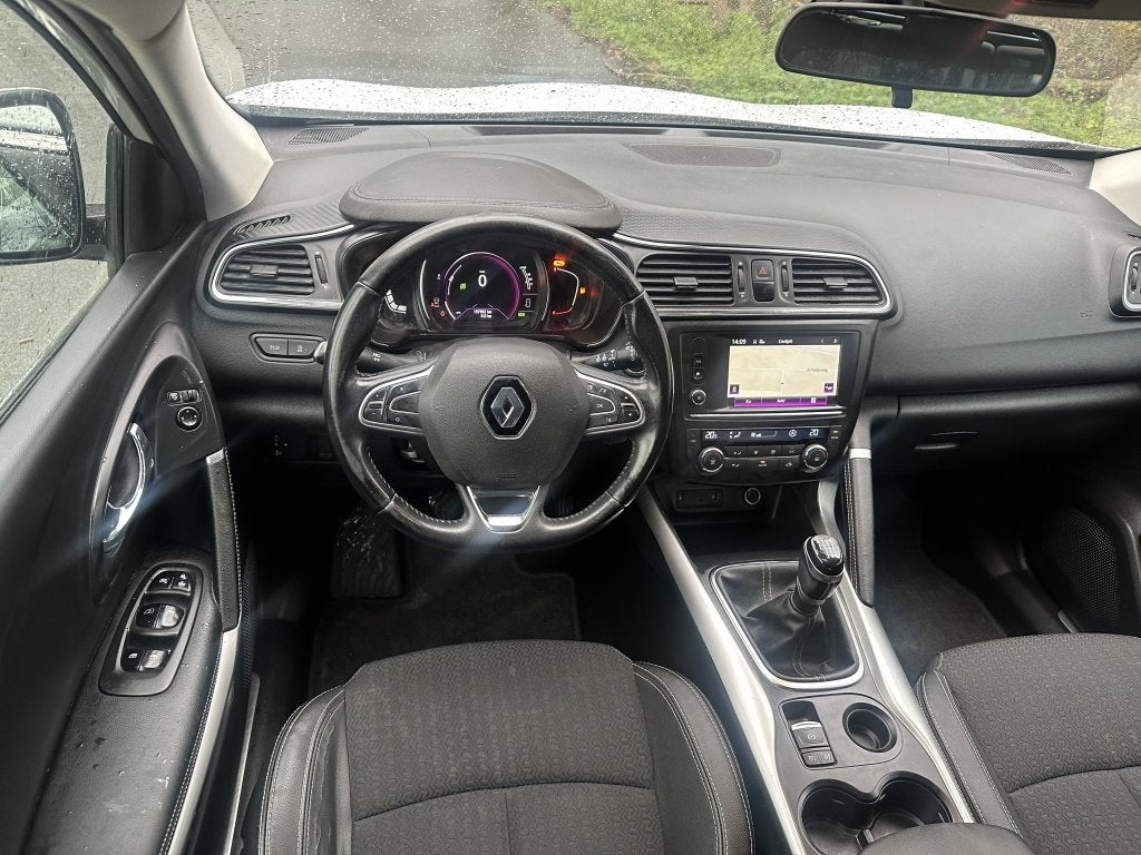 Renault Kadjar 1.2 TCe Intens | trekhaak | +NW APK |, Auto's, Euro 6, 4 cilinders, Leder en Stof, Wit