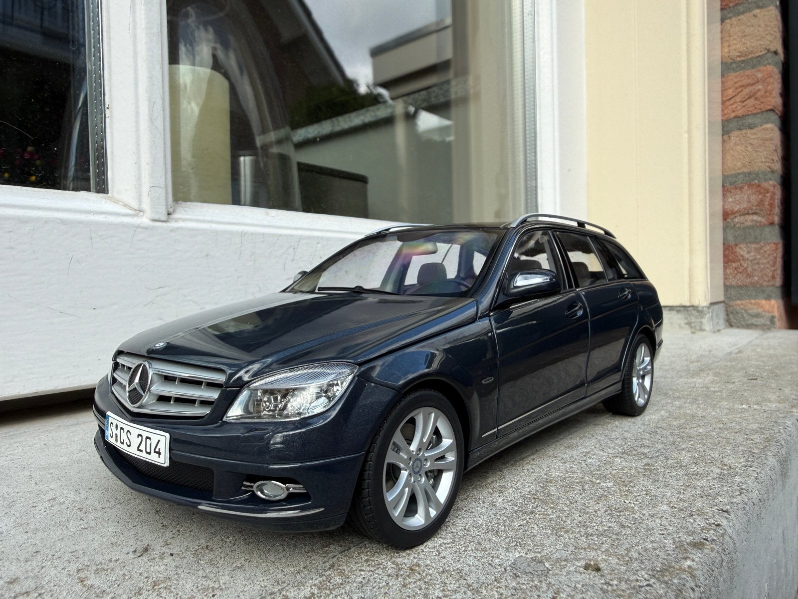1:18 Mercedes C-Klasse T-Modell Avantgarde S204 grau Autoart, Hobby en Vrije tijd, Modelauto's | 1:18, Auto, Autoart, Ophalen of Verzenden