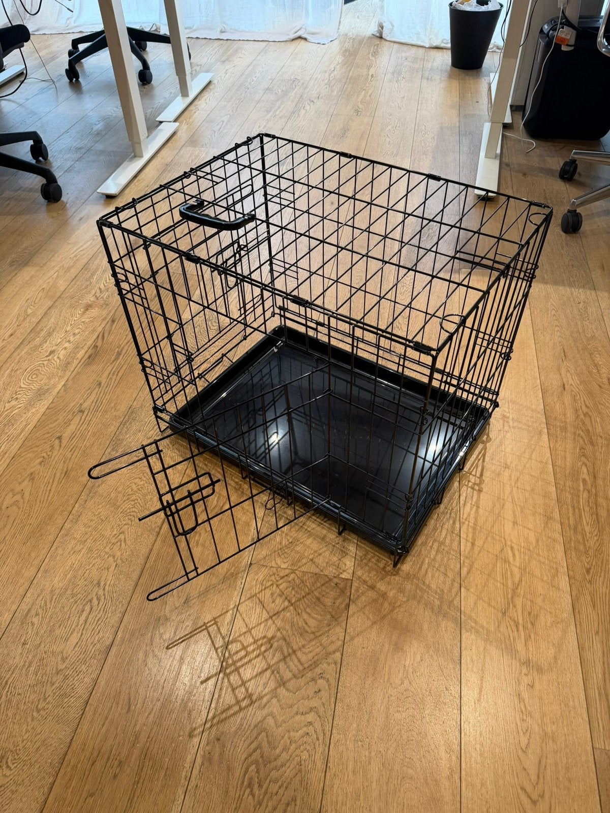 Bench Zwart Medium, Dieren en Toebehoren, Ophalen, Zo goed als nieuw, Minder dan 75 cm, Minder dan 65 cm