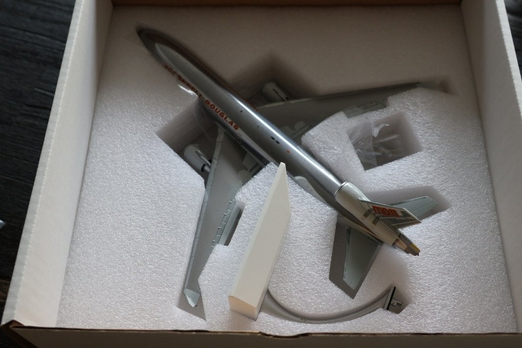 McDonnell Douglas MD-11 House Color JCWINGS, Verzamelen, Ophalen of Verzenden, Boek of Tijdschrift