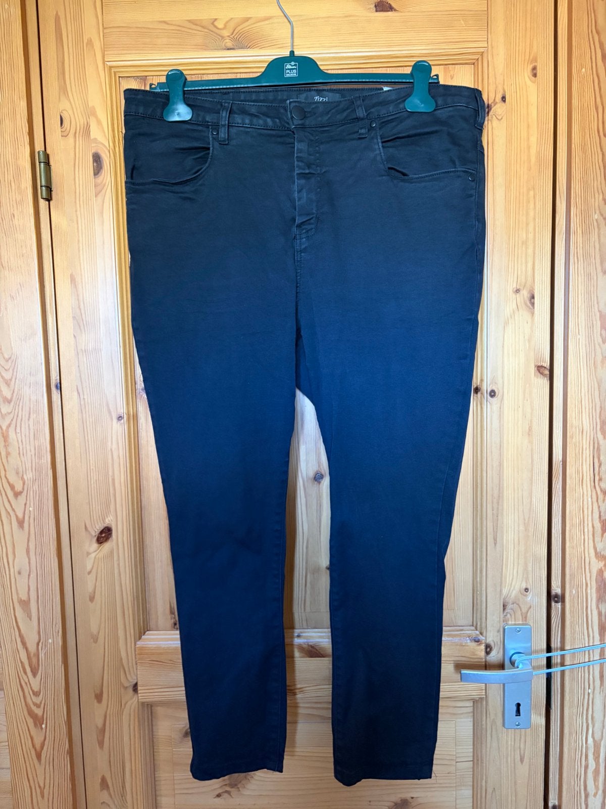 Broek lang zwart Zizzi 52/61/L78 elastiek, Kleding | Dames, Grote Maten, Ophalen of Verzenden, Zo goed als nieuw, Zwart, Broek of Spijkerbroek