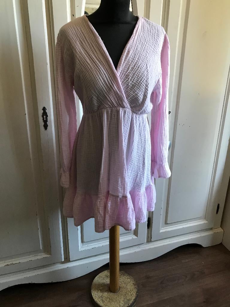 jurkje XS, Kleding | Dames, Jurken, Zo goed als nieuw, Maat 34 (XS) of kleiner, Roze, Boven de knie, Ophalen of Verzenden
