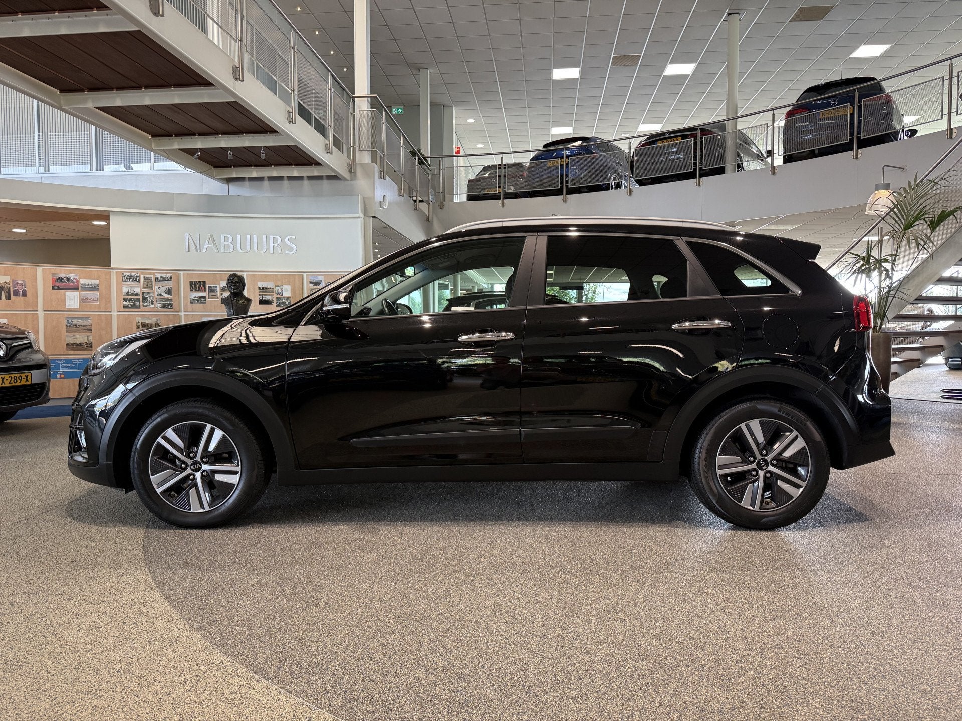 Kia Niro 1.6 GDi Hybrid DynamicPlusLine NL auto, Leder, Came, 12 maanden, Gebruikt, Euro 6, Zwart